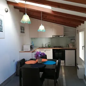 Apartment Charming House In Venice