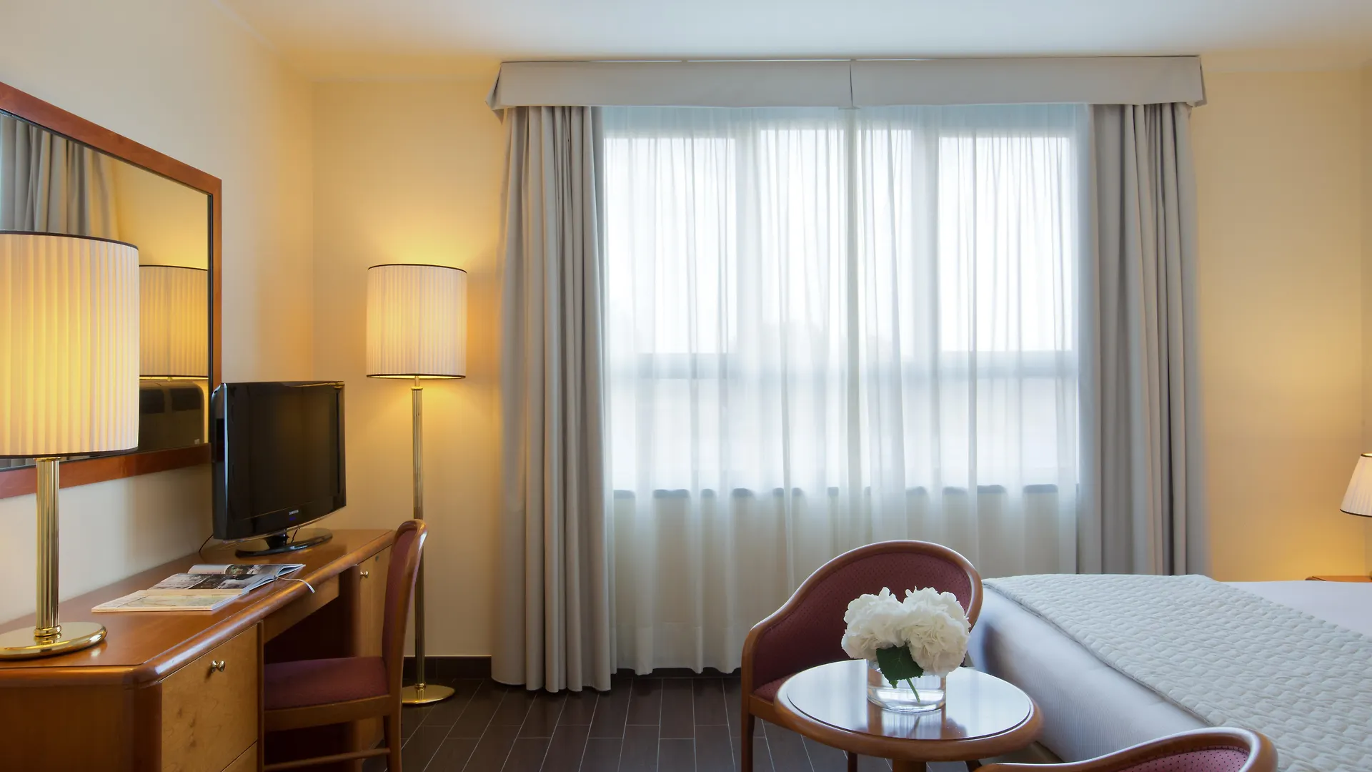 Starhotels Business Palace Milan 4*,