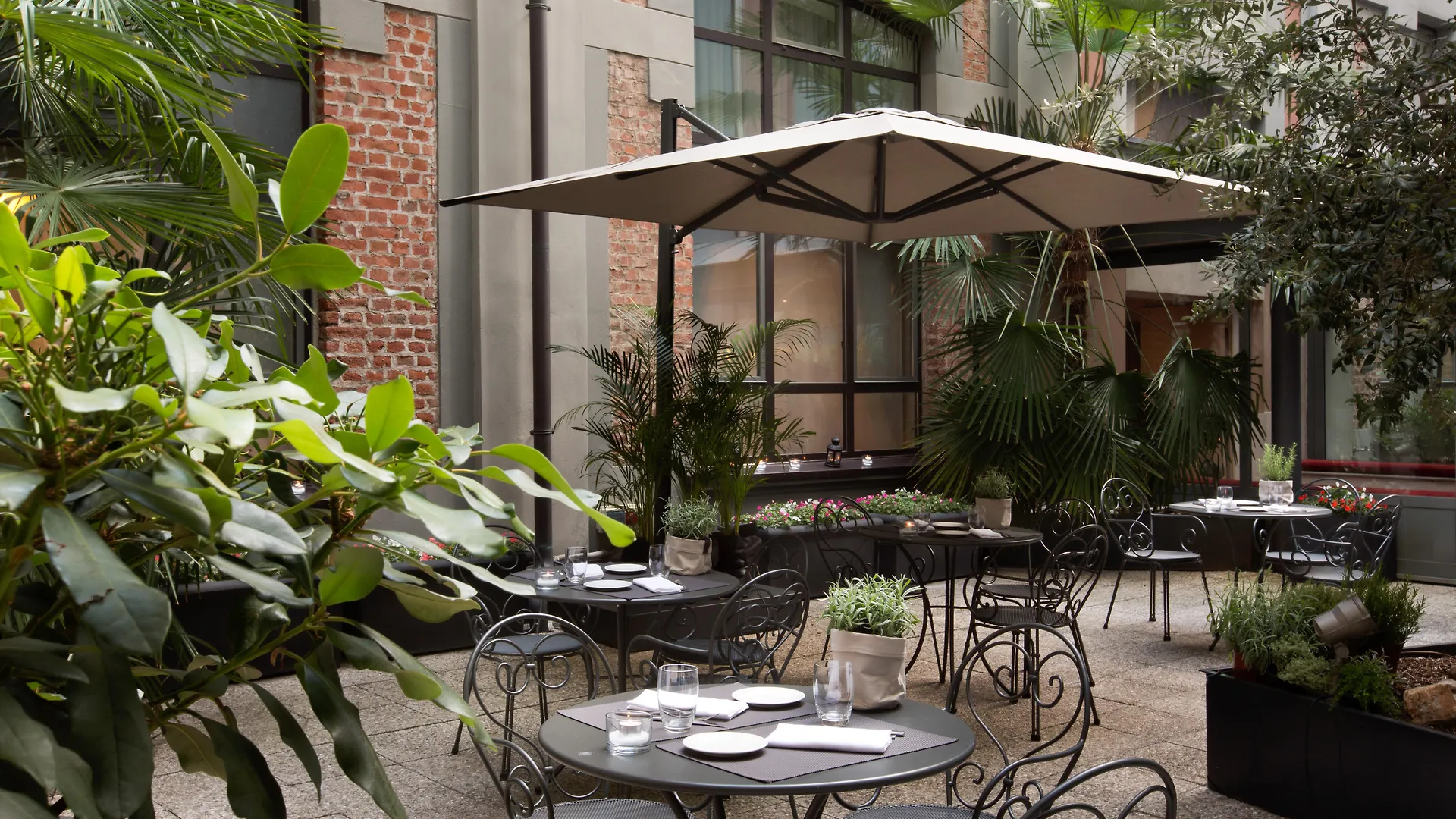 Starhotels Business Palace Milan 4*,