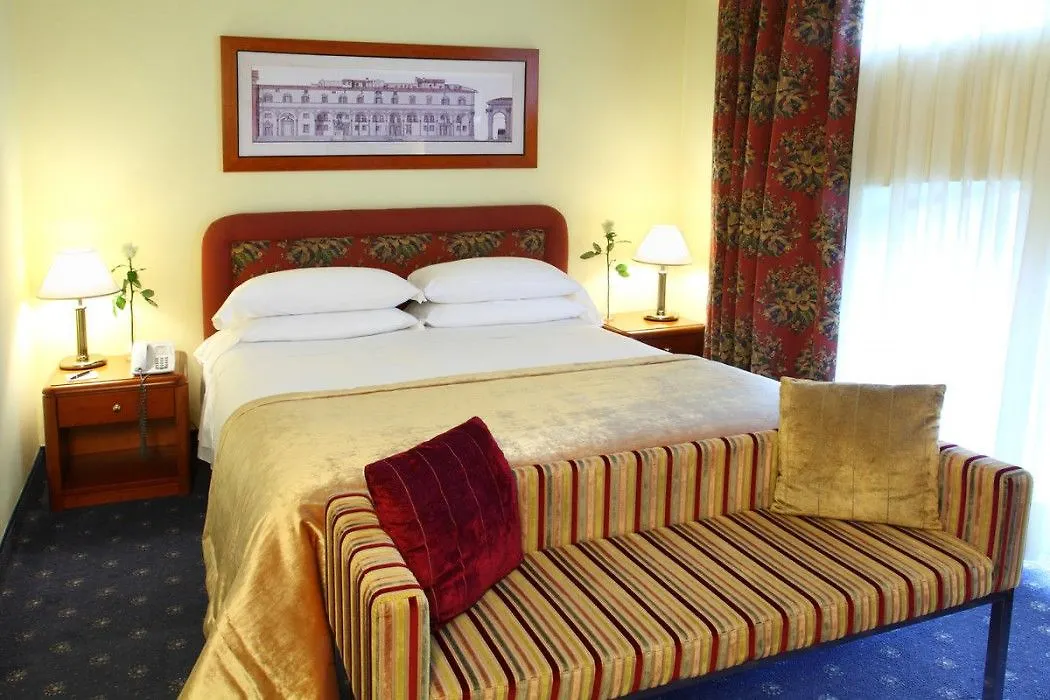 Starhotels Business Palace Milan 4*,